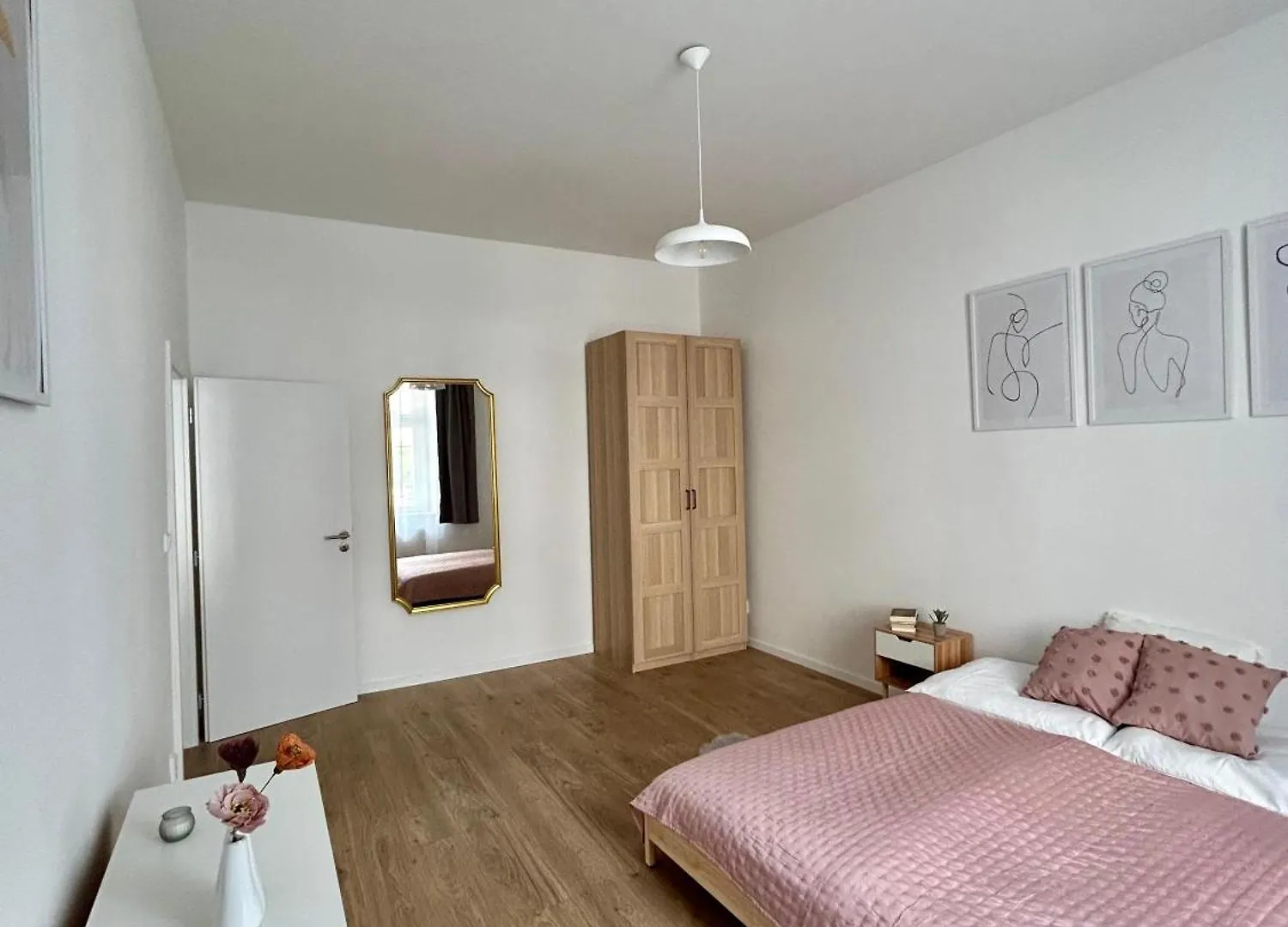 Centre Apartment By The River Prága